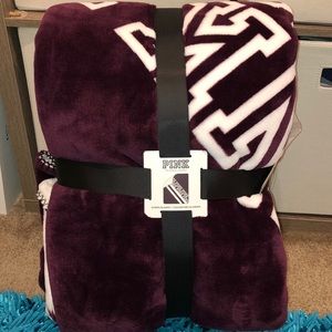 Victoria’s Secret PINK Brand Sherpa Blanket